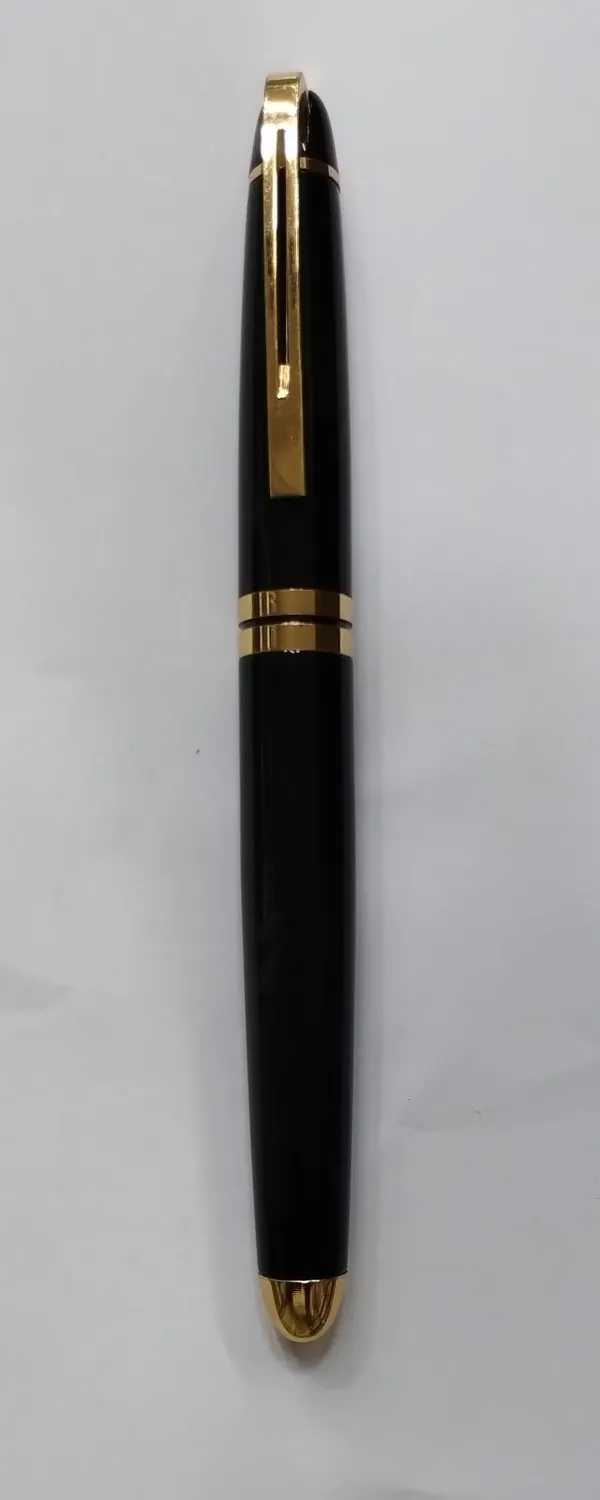 Black_Gold-Tone_Capped_Roller_Pen_With_Clip