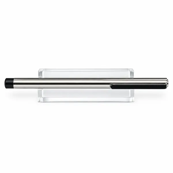 Gold_Trim_Fountain_Pen_With_Clip_Centre_Band