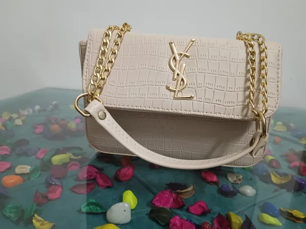 White_Textured_Pure_Leather_Shoulder_Bag_For_Women