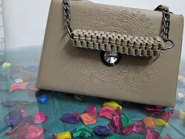 Beige_Synthetic_Leather_Embossed_Sling_Handbag_For_Women