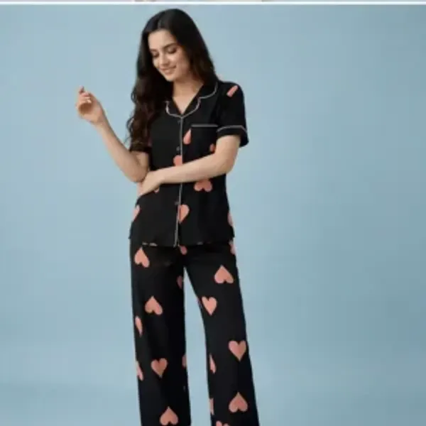Black_Cotton_Heart_Print_Nightwear_Set_For_Women
