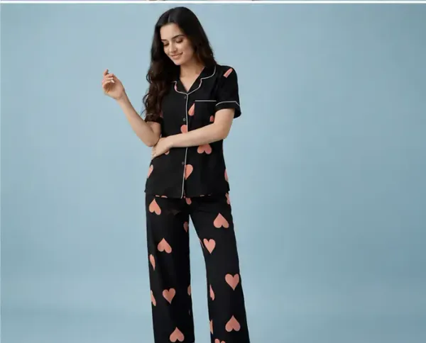 Black_Cotton_Heart_Print_Nightwear_Set_For_Women