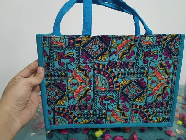 Blue_Jute_Cotton_Paisley_Print_Tote_Bag_For_Women