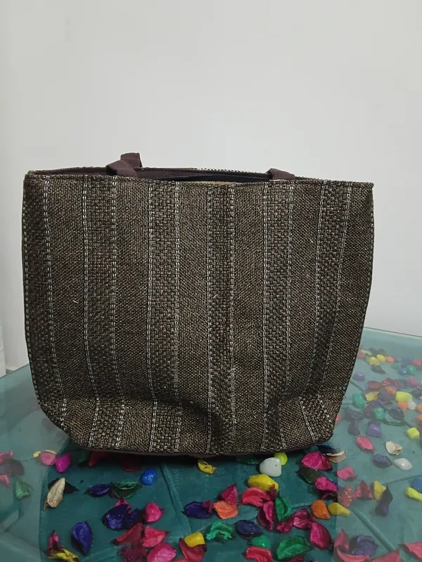 Grey_Jute_Cotton_Woven_Fish_Motif_Tote_Bag_For_Women