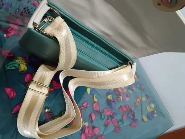 Green_&_Cream_Leather_Colour_Block_Sling_Bag_For_Women