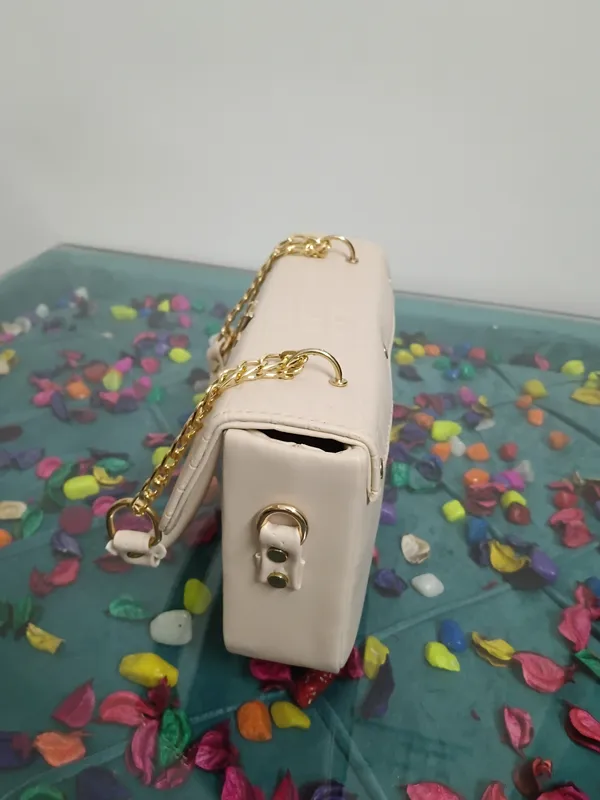 White_Textured_Pure_Leather_Shoulder_Bag_For_Women