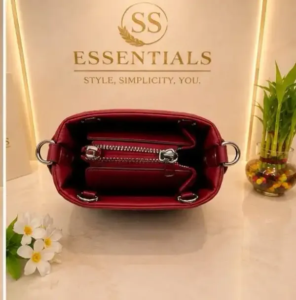 Burgundy_Pure_Leather_Structured_Handbag_For_Women