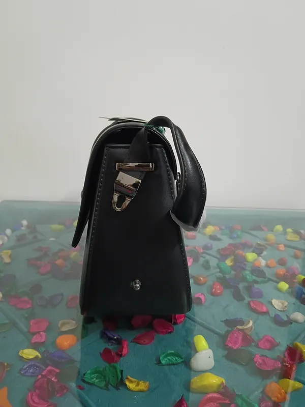 Black_Synthetic_Structured_Shoulder_Bag_For_Women