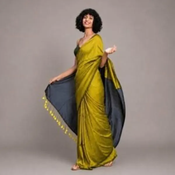 Grey_Cotton_Tassel_Saree_For_Women