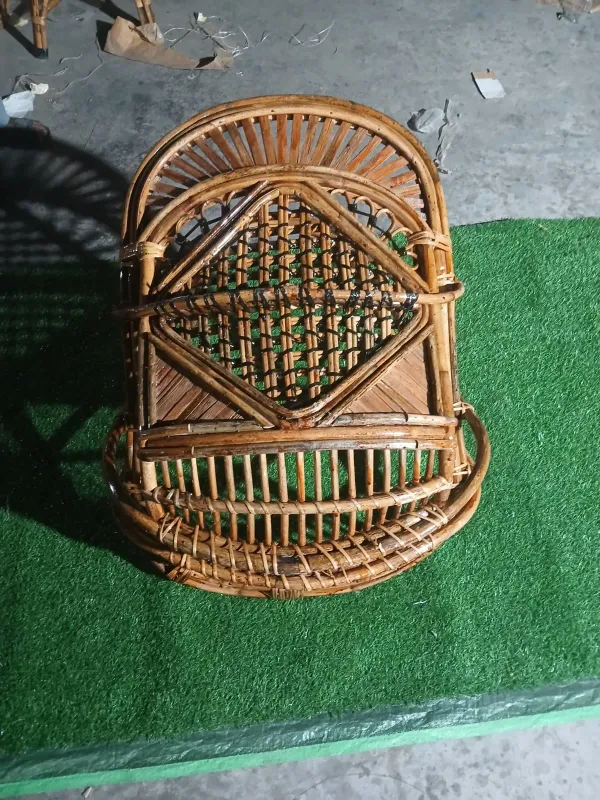 Bamboo_Cane_Swing_Chair_For_All_Ages_With_Chain_And_With_Cushion_Patang
