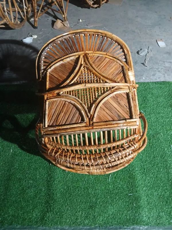 Bamboo_Cane_Swing_Chair_For_Adults_With_Chain_And_Cushion