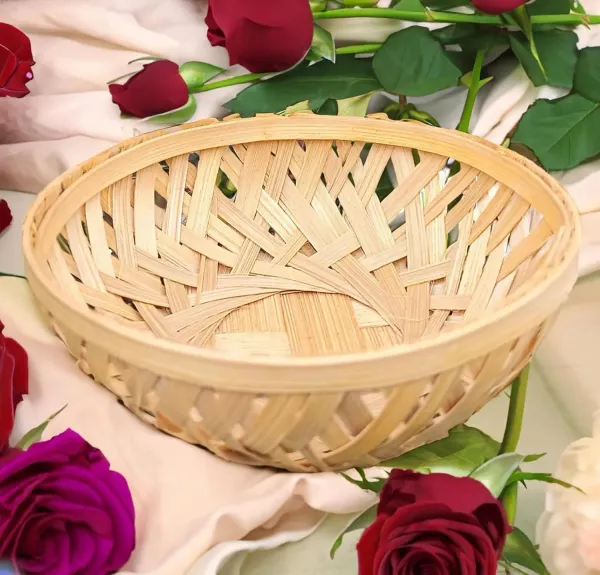 Handmade_Small_Bamboo_Basket_4_Inch_Dia_Pack_Of_10_For_Wedding_Dry_Fruit_Packing_Chocolate_Packaging