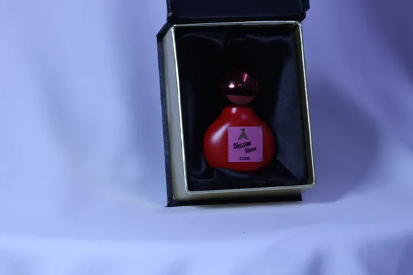 Arabian_Aura_Blossom_Bloom_Neroli-Gardenia_Floral_Attar_Roll-On