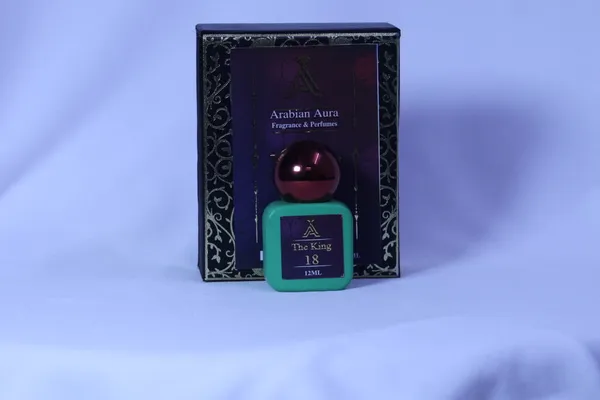 Arabian_Aura_The_King_18_Woody_Leather_Cedarwood_Attar_Roll-On