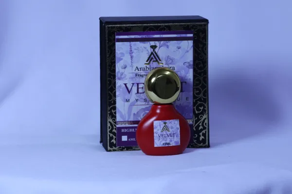 Arabian_Aura_Velvet_Mystique_Rose_Agarwood_Amber_Attar_Roll-On
