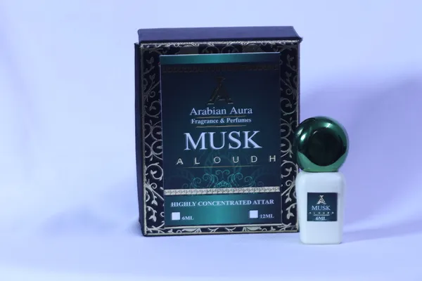 Arabian_Aura_Musk_Al_Oudh_Amber_Woody_Concentrated_Attar_Roll_On