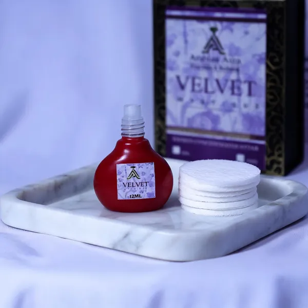 Arabian_Aura_Velvet_Mystique_Rose_Agarwood_Amber_Attar_Roll-On