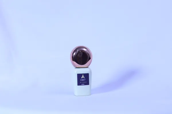 Arabian_Aura_1807_Blend_White_Musk_Woody_Attar_Roll_On