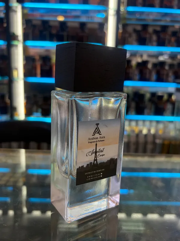 Arabian_Aura_Sweetest_Escape_Spicy_Amber_Extrait_De_Parfum