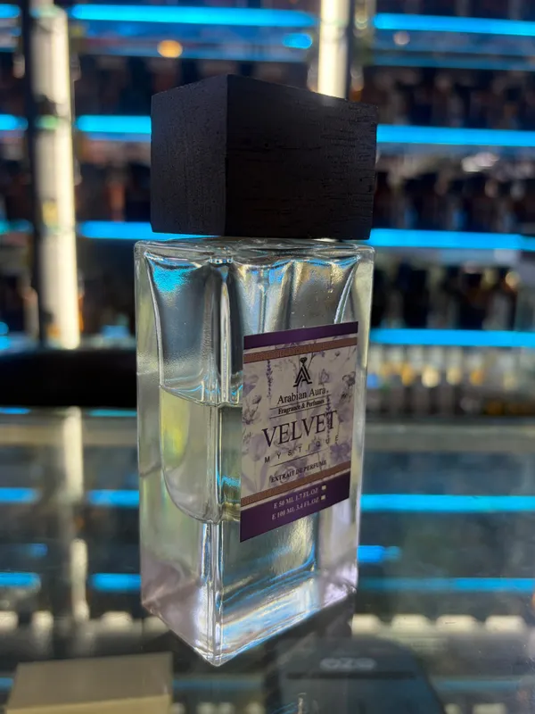 Arabian_Aura_Velvet_Rose_Agarwood_Caramel_Extrait_De_Parfum
