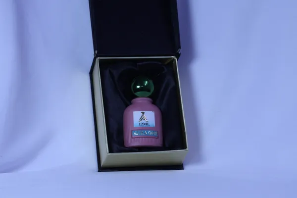 Arabian_Aura_Aura_One_Cherry_Rose_Vanilla_Gourmand_Attar_Roll-On