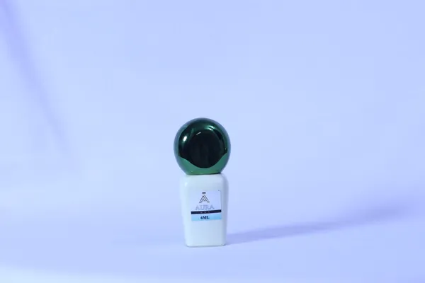 Arabian_Aura_Aura_One_Cherry_Rose_Vanilla_Attar_Roll_On