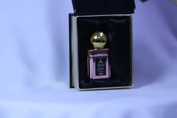 Arabian_Aura_Dawn_Oudh_Caramel_Vanilla_Oriental_Attar_Roll-On