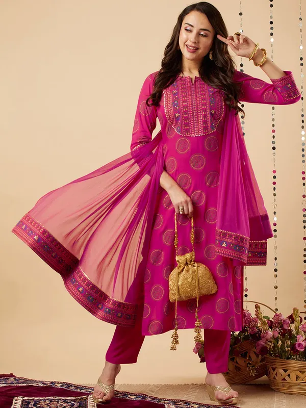 Pink_Printed_Straight_Kurta_Set_For_Women