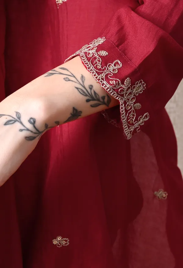 Maroon_Embroidered_Straight_Kurta_for_Women