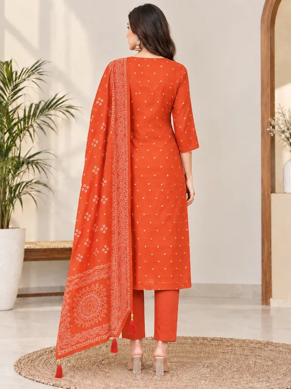 Orange_Printed_Straight_Kurta_Set_For_Women