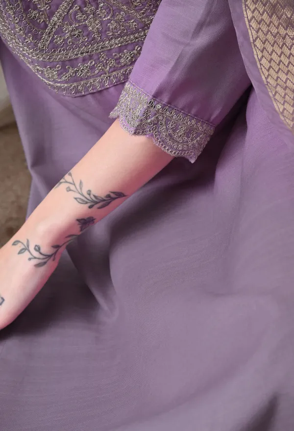 Purple_Embroidered_Kurta_Set_for_Women