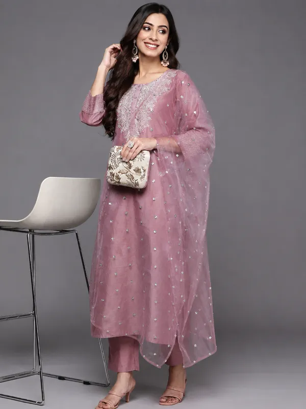 Pink_Embroidered_Straight_Kurta_Set_for_Women