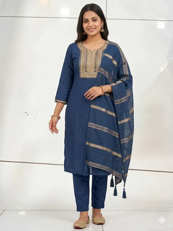 Navy_Blue_Embroidered_Kurta_Set_For_Women