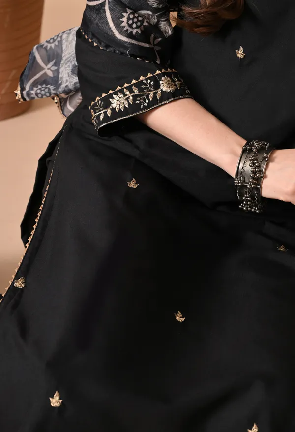 Black_Embroidered_Straight_Kurta_Set_For_Women