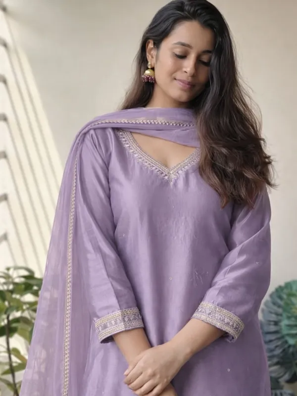 Lavender_Embroidered_Straight_Kurta_Set_for_Women