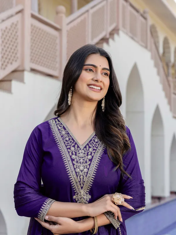 Purple_Embroidered_Straight_Kurta_Set_for_Women