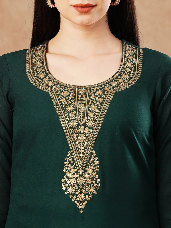 Green_Straight_Kurta_Set_for_Women