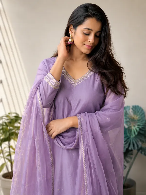 Lavender_Embroidered_Straight_Kurta_Set_for_Women