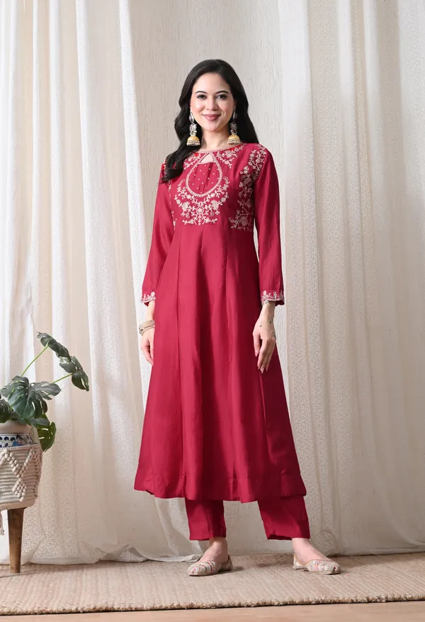 Maroon_Embroidered_Straight_Kurta_for_Women