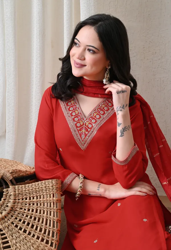 Red_Embroidered_Kurta_Set_for_Women