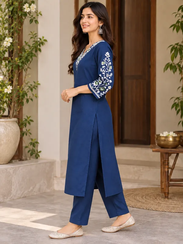 Blue_Straight_Kurta_Set_for_Women