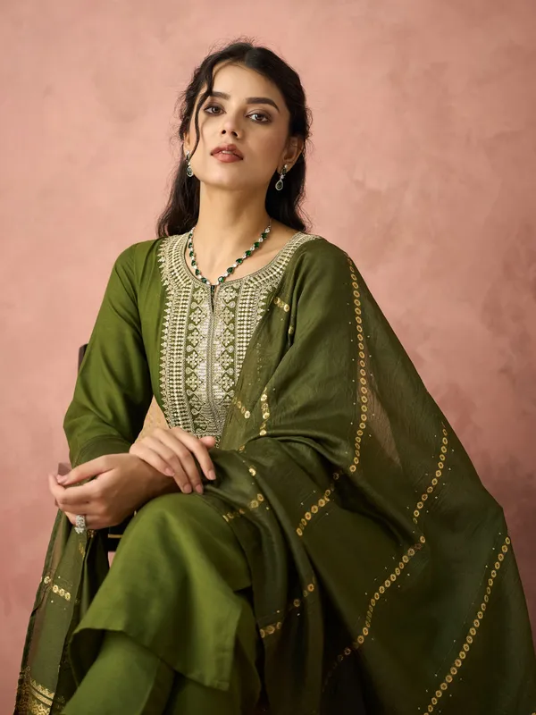 Olive_Green_Embroidered_Kurta_Set_For_Women