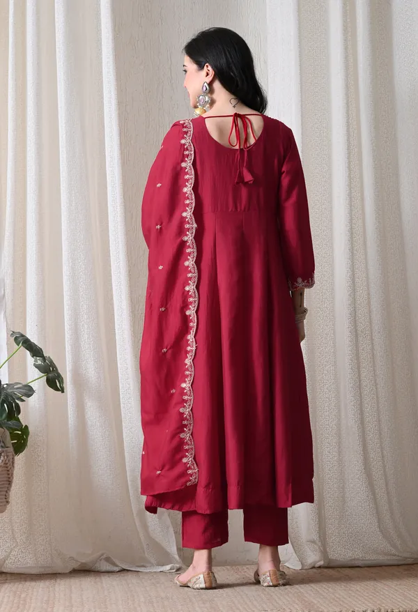 Maroon_Embroidered_Straight_Kurta_for_Women