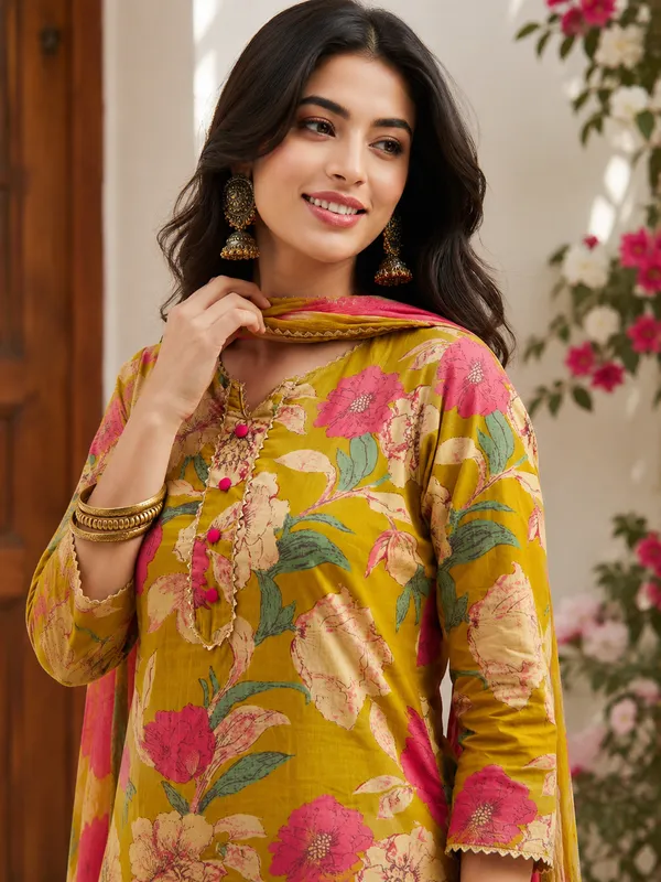 Mustard_Floral_Printed_Kurta_Set_With_Dupatta_For_Women