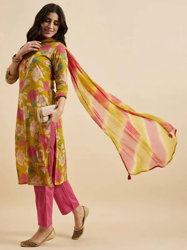 Mustard_Floral_Printed_Kurta_Set_With_Dupatta_For_Women