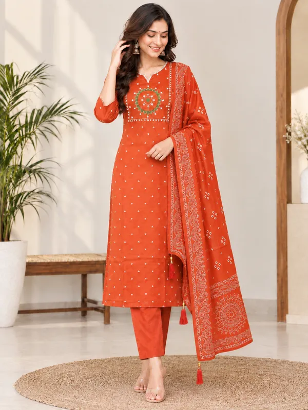 Orange_Printed_Straight_Kurta_Set_For_Women