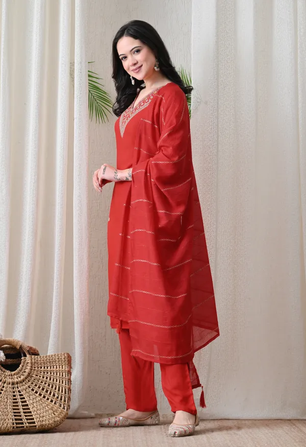 Red_Embroidered_Kurta_Set_for_Women