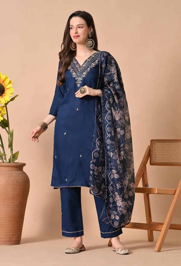 Navy_Blue_Embroidered_Kurta_Set_for_Women