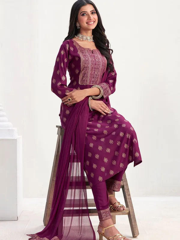Purple_Printed_Kurta_Set_With_Dupatta_for_Women