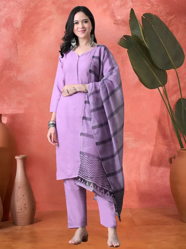 Lavender_Straight_Kurta_Set_For_Women